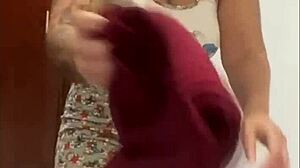 Exhibitionist flashes ass in public with strong desire to give up anal today outdoors