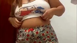 Exhibitionist flashes ass in public with strong desire to give up anal today outdoors