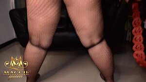 I squirt hard right in your face Colombian BBW style