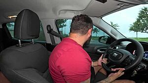 no carro com lukas zaad anne cristalli... cuzinho apertado e leite no bico, oh man i think i messed up the squirting part