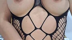 amateur latina milf dildo assfucking