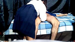 Oye pa puedo salir un rato oh está descansando que será eso que tiene parado ahí y si lo pruebo que se sentirá dios mío que ricoooo casero perverso real