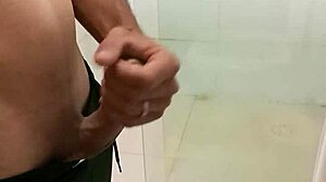 Amateur Skinny Solo Masturbation Cumshot