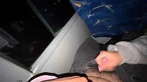 se la chupo a un pasajero desconocido en un bus real y se corre en mi boca with cute colombian babe flashing in public outdoor first time