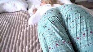 Hey, my step sister wanted a massage but ended up with orgasm and cum swallow