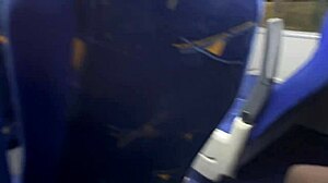 se la chupo a un pasajero desconocido en un bus real y se corre en mi boca with cute colombian babe flashing in public outdoor first time