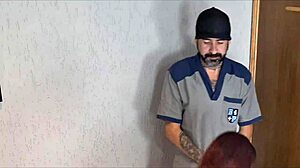 Hey, dona de casa chamou técnico e o recebeu só de calcinha in wild fucking blowjob cum on ass interview 😜👙