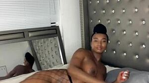 Ebonydivine Update 13 Hints At Retro Black Blue Films Vibes