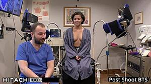 Bli läkare Tampa för att ge nybörjare rebel Wyatt obligatorisk Hitachi orgasm på sjukhus