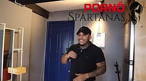 イアラ、夫と間違えてタブで入浴、タンライン見えちゃう