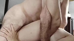 Mature Milf Craves Intense Missionary Fucking in Homemade Session