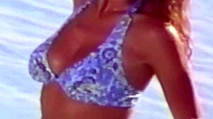 Victoria shares swimsuit secrets in Heidi's celebrity bikini version