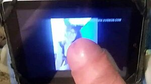 なぜこのアンジェレスデルマール2へのトリビュートがオナニーしたくなるほど硬くさせるの？