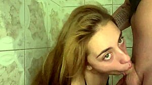 Amateur Hot Couple Delivers Sloppy Facefuck And Deepthroat In Kitchen