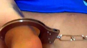 Megcsaltam a férjemet a cég futár motoboy-jával, aki dominált engem