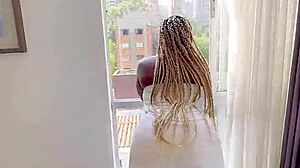 Hermanastra pierde la apuesta y ahora debemos follar en estilo rudo con creampie.