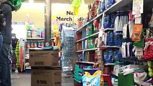 Milf with phat ass, oh how it jiggles!