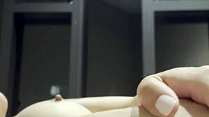 Bichleg02 wife in softcore solo display!