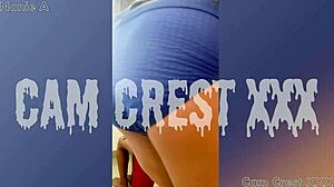 Steddatter lader stedfar glide ind i hendes stramme asiatiske fisse rå. Han rider hende hårdt med interracial creampie.