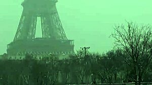 Mom has a double life with pussy licking?