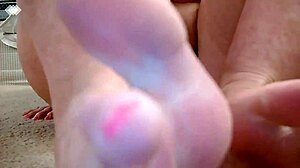 Imagine Choosing Between Slender Sexy Feet or a Pink Shaved Pussy When Both Await