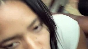 I suck this driver's huge dick to pay for the trip, rough face fucking and orgasm in the car! 😈🚗