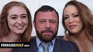 Freeuse MILF - Callie Black rózsaszín punciját ujjazza kanos fickó, míg Carmen nézi