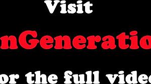 Zakaj ne oblizuješ to debelo babico kot ta punca?