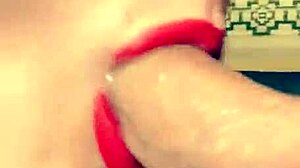 Close-Up Milf Spitting and Sloppy Deepthroat Sucking