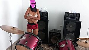 im getting ready for halloween at my stepfathers house im a very hot latin brunette real homemade porn