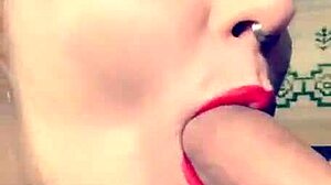 Close-Up Milf Spitting and Sloppy Deepthroat Sucking