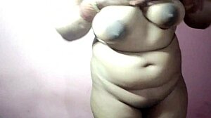 Homemade Full Nude Body Hot and Sexy with Huge Natural Tits from Girlfriend