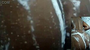 cyndy blackslave is masturbating in the shower, getting that little squirt going