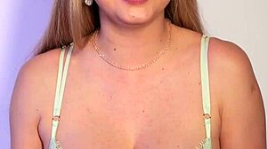 That beauty just masturbated live right in front of everyone