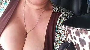 Look at my pussy in the truck close-up