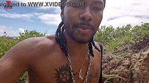 ワイルドヌーディストビーチオーギー、ブラジルティーンズとMMFダブル膣内挿入生アクション