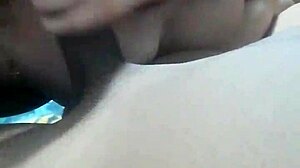 Mi novia enjoys passionate masturbation sessions with licking