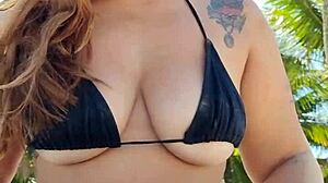 Intense Desire On Beach With Flashing Exhibition