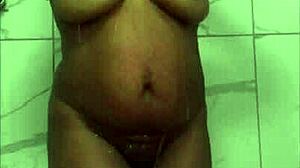 I Feel So Relaxed During This Homemade Amateur Shower Time with Ebony Beauty