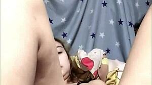 amateur japanese girl gets horny and masturbates until squirting at home