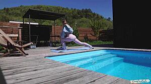 Neighbor spies on my morning yoga by the pool and fucks me doggystyle. Wet pussy creampie in athletic leggings quickie.