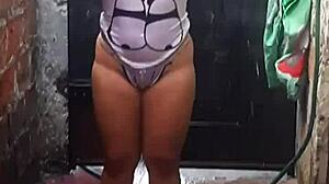 Hot Niece Masturbates Intensely While Bathing On Floor