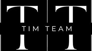 Млада аматьорка червенокоска се чука отзад в поза куче с оргазъм от тесна путка и сперма на задника