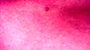 Pov video of amateur couple with squirting action on daddy