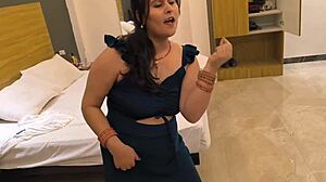 Oh man I-I'm so turned on as Desi step mom gets fucked by step son while sucking his big dick