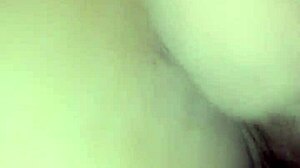 Seks v Vietnamu se odvija kot skupina treh vključno z mamico v vietnamskem okolju