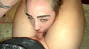 Facefuck that sloppy kitty!