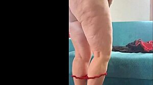 Sogra Showing Off Eager For Stick In Her Ass