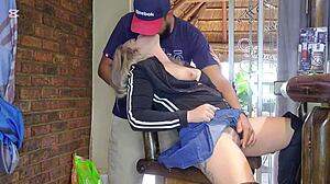 الشقراوات الساخنات دايماً يخونوا بنيك كس ناعم يرش في الجينز بالجيم