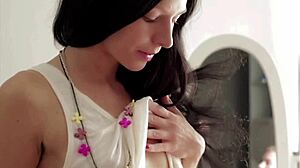 Slavyana Wanted Mmf Threesome For Sucking And Fucking With Shaved Pussy And Heels